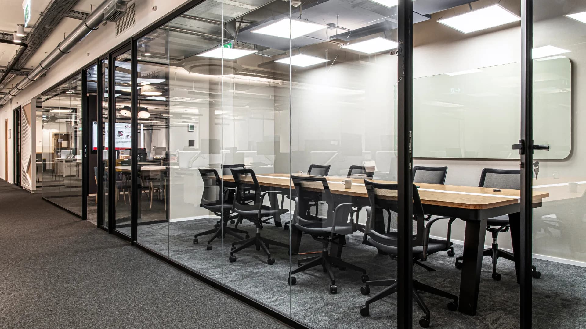 Samsung Interior 3